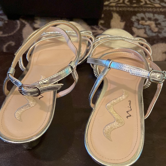 Silver and rhinestone low wedge party shoes. - Picture 6 of 6